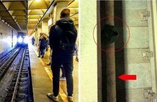 Долго втуплял в картинку пытаясь понять зачем ментовская каска прячется от парня.