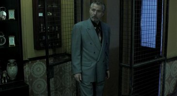 - Всё нормально, Борис. За собаку не переживай.
- Я и не переживаю.