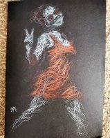 Художница создаёт женские портреты из каракуль