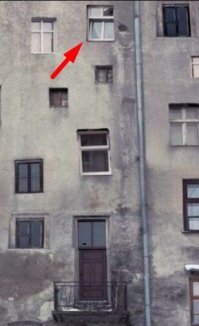 Думаю, что автор этого коллажа о планировке не думал.