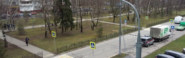 ну выхино понятно там массовые скопления людей. я вот в Ясенево живу и тут уже 3 дня нет патрулей, хотя до этого было как на фото ниже.
