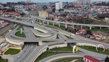 Ну примерно так у нас в Сочи сделали. Из категории "Пропустил поворот - потерял день.