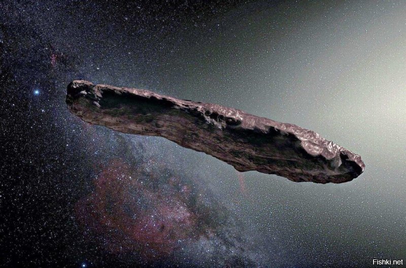 Астероид 1I/Оумуамуа был открыт в 2017 году. Его форма сразу озадачила ученых и произвела немалый фурор среди любителей пришельцев, которые признали в нём космический корабль.
Поверхность Оумуамуа похожа на скалистые тела, подобные астероидам Солнечной системы, а значит, этот объект сформировался не в отдаленных районах звездной системы.

Чтобы понять, как образовалось тело такой странной формы, астрономы провели компьютерное моделирование с высоким разрешением, и обнаружили, что если объект приближается достаточно близко к звезде, то звезда может разорвать его на вытянутые фрагменты, которые затем выбрасываются в межзвездное пространство. 

Тепловое моделирование показало, что поверхность фрагментов, образовавшихся в результате разрушения исходного тела, будет плавиться при приближении к звезде и вновь конденсироваться на больших расстояниях, образуя тем самым кору, которая сделает вытянутую форму тела стабильной.