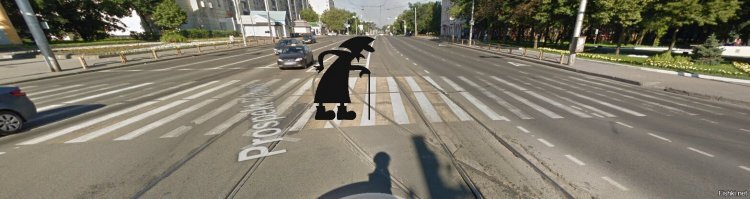 Блин, не тупите. Что мешает бабке дождаться зеленого светофора вот на этом месте? Там достаточно места между встречными потоками и ее никто не задавит. А насчет того, что чем ждать зеленого на разделительной полосе, безопаснее переться до конца на красный, лавируя между движущимися автомобилями, то, боюсь, эта конкретная бабка, лежащая в реанимация, с вами не согласится.