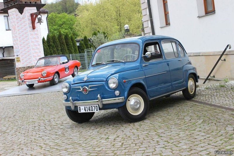 Fiat 600 (Сейченто)
Ещё был похожий SEAT 800, выпускался по лицухе Фиата.
