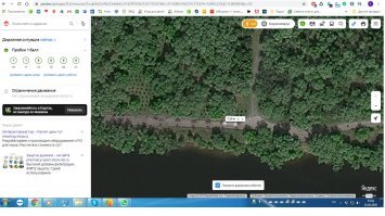 Спешу Вас расстроить , да же по ЯД картам там расстояние почти 8 метров, как не кусай шашлык с Вашими 3 метрами, но брызги не встретятся.