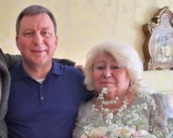 Супруги это хорошо, но и родителей забывать не стоит.  Эльдибитта!