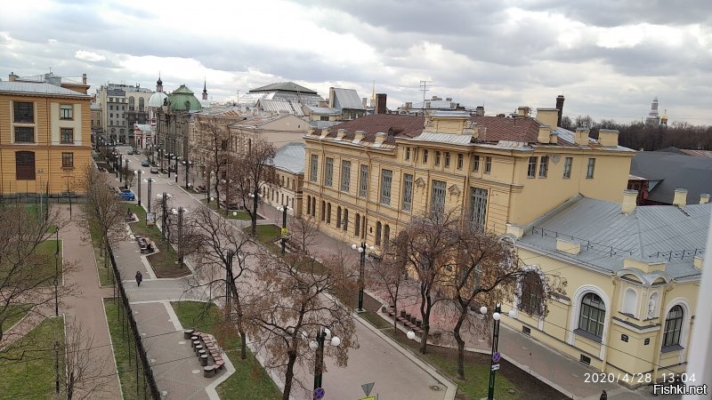 Пи.дор ты Бендеровский, я же тебе скоту на прошлой неделе показал фотки, что я родился, вырос и живу в Питере!
 )(ули ты какие-то небылицы выдумывашь? 

Хочешь ещё?
На!