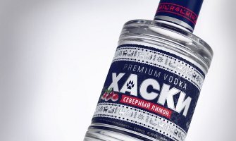 А я сослепу думал, что там олени нарисованы...