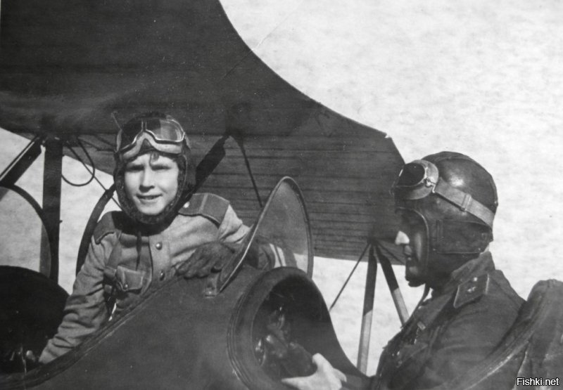 Самый юный летчик Отечественной войны - Аркадий Каманин и фильм о нем "И ты увидешь небо".