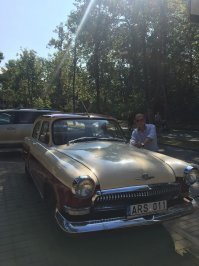 Я ниду как свои 5 пальцев знаю , даже при союзе была такая же . Кстати перекресток с зеброй у меня там сын на сигвее упал . Ниду очень обожаю и снимаем каждый год именно у одной и той же женщины в 5тиэтажке у пирса и пожарки , первый этаж 4 спальни и сад у дома , можно шашлык жарить и тд . Да и мертвый лес и тд .
