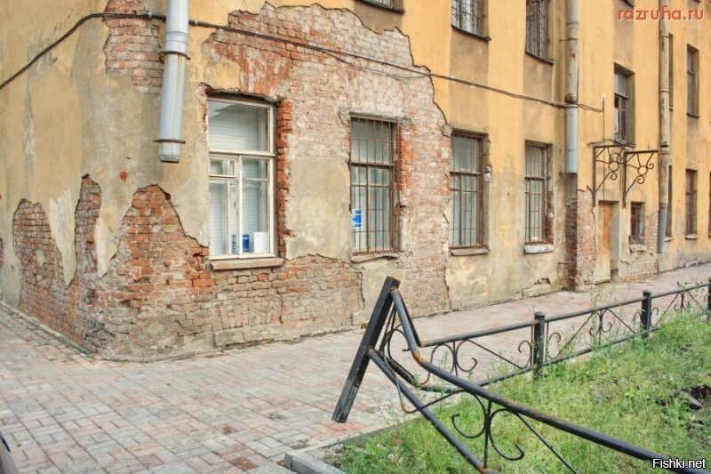 Мой родной Питер.

Фотки 2019г.