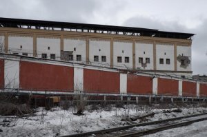 вот сюда тебя заселить, как раз напротив Москва-Сити, вместе с твоим тюменским хозяином.
Пресненская тюрьма самое для вас место, ворьё поганое.
