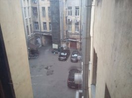 Санкт-Петербург, Россия.
Большинство жителей земли живут в городах, а вид из окна у них - на соседний дом.