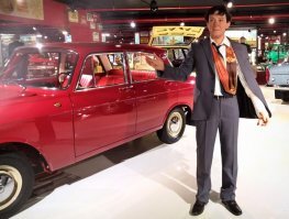 Да, согласна. Юрий Никулин у них тоже не очень получился, а вот Владимир Ильич неплох :)