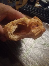 Вот, в Белоруссии отдыхал. Пирожок с начинкой...