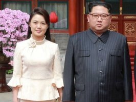 а его жена красавица после каждой поездки лично проводниц осматривает...