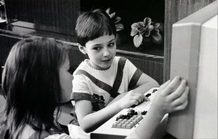 Если бы я стал снабжать каждую фотку коментарием, этот пост никогда бы не появился на свет.

.