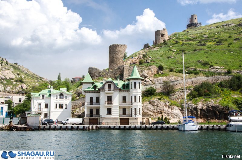 Люблю Грецию с первого посещения в далеком 1980 году.  Но мне и дома нравиться....