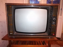 Обзор советских цветных телевизоров, не мыслим без вот этих моделей! Выпускались с 1976 года и были самыми востребованными! Радуга 716 и Рубин 714. Автор маздон малолетний!