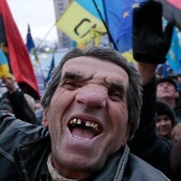 Homo Maidanicus. Жили на территории современной Украины 180 тыс. лет назад. Выкопали Черное море. Изобрели колесо и письменость. Являлись родоначальниками шумеров и других цивилизаций. Последние 300 лет находились в рабстве у некой агрессивной империи, но сумели вырваться и в настоящий момент возвращаются к природному естеству...
