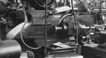 Van Norman Machine Tool Company была американской станкостроительной компанией с конца 19-го века до середины 1980-х годов. Компания была основана в Спрингфилде, штат Массачусетс, США. Основными направлениями деятельности были фрезерные и шлифовальные станки.