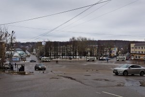 Смотришь, как в разных странах живем. Хоть у нас и чет латают, но дороги на 90% выглядят так, даже в обл центре: