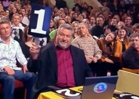 Так себе юмор и фотошоп. Пробуй ещё .