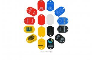 Так у нас они не для того, чтоб кого то нае..... Никто и так не бросает тележки, просто для удобства, чтоб постоянно не искать монеты. Бесплатные чипы можно спокойно взять на кассе, если монету ты все же не нашёл.