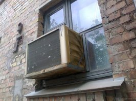 Конечно. Так как делали кондиционеры на единственном заводе в СССР -Бакинский завод кондиционеров. Соответственно обеспечить весь Союз он не мог. А грузины ребята ушлые, тем более Баку не далече.