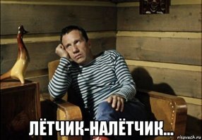 Лихой водитель на "Ауди" перевернул "Солярис" в Петербурге