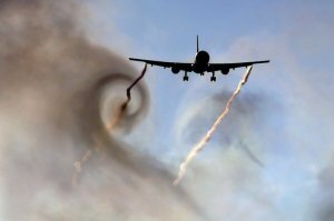 Возникает турбулентность, летящим позади требуется меньший угол атаки крыла. Надо в трубе продуть и станет ясно или смоделировать в программе.