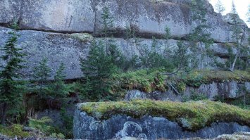 Всем известно, что гейропейское сообщество страмит древнюю историю России. Потому миллионы исследований оболганы и обсмеяны. Не время так не время... Камни дождутся.