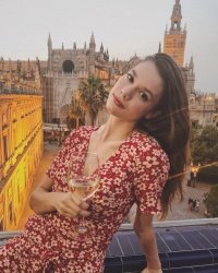 Спасибо за теплые слова!

Кстати, кроме гифок в колонке "Гифки дня", где встречаются "болевые" гифки, у меня много гифок с девушками, где почти все безболезненно.

.