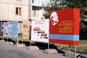 Всем коментаторам, добавившим "указатели мест" к моим "молчаливым" фоткам, выражаю тут большое спасибо!

.