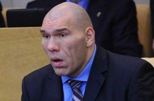 Не только не вымерли, но и пролезли во власть!