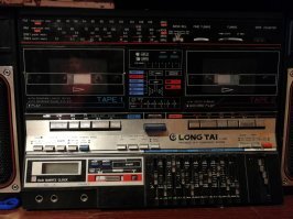 Кто придумал первый в мире двухкассетный магнитофон