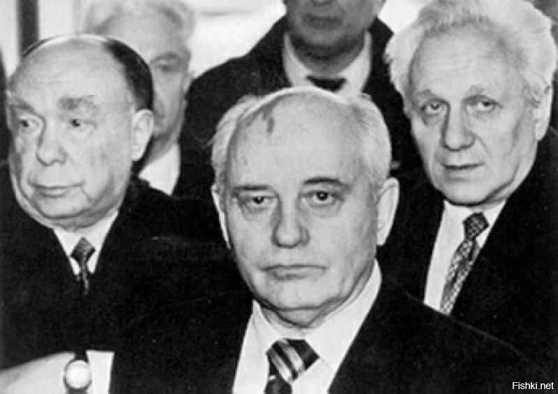 Вот они три главные гниды.