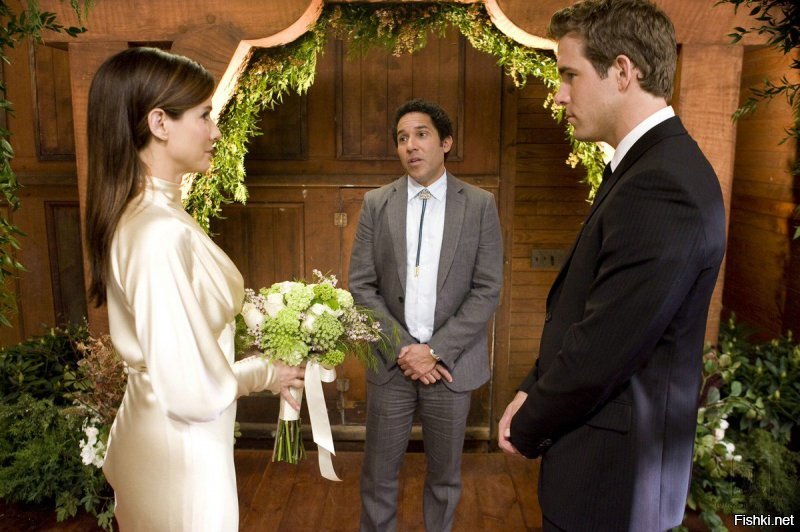 Бесит обязательная свадебная церемония в конце многих, особенно американских фильмах..