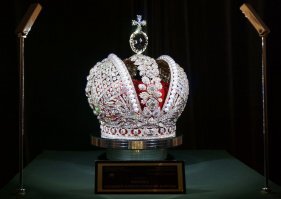 Скорее наоборот - собираются порыться в Алмазном фонде.