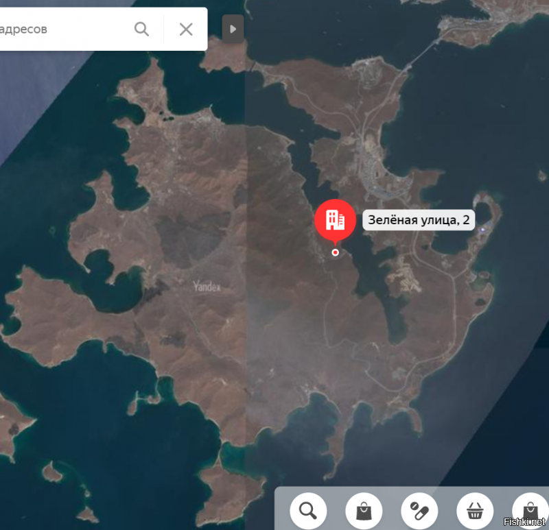 Это про меня. У меня море в 200 метрах от балкона.. И со всех сторон. Потому как - остров..