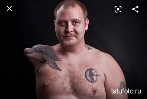 Это ходьба по кругу. Зачем спрашивать вопросы на которые вам дан ответ? При чем детальный. Я хоть 100 раз могу ещё все объяснить разными слова, но вам же не нужно понять, вам дико хочется доказать, что вы практичный молодец, а вокруг все тупые. Апельсины, пирожки, журналы, плеер и тд тоже не лечат, но всякие дебилы притаскивают их родственникам в больницы. А ведь могли б и гамбургер с сигаретами, ну на крайний случай приходили бы чтоб капельницу поставить. 
На гипсах рисуют, думают наверно что быстрее срастётся. А вот тех вон видели, вобще стебные тату на отсутсвующих конечностях делают, наверно думают, что так отрастут