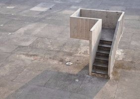 И был у неё во дворе свой собственный балкон...