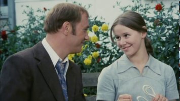 Евгения Симонова   медсестра Катя Снегирёва.