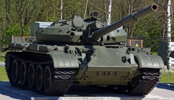 Характерная дополнительная навесная броня на башне советских танков, так и называлась в честь Леонида Ильича - "Брови Брежнева"