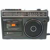 Вот с таким чудом проучился на инженера много лет назад. Служил верой и правдой. Мой только серый был.