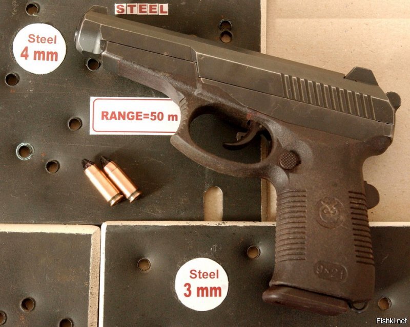 фото 1 пистолет СП  (изготовлен в Климовске-на рукоятке эмблемма совы)
фото 2 пистолет СПС(изготовлен в Кирове-на рукоятке эмблемма радикал)