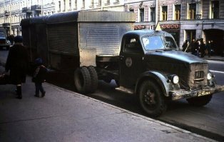 Скотовоз, вестимо. Хотя отверстий для воздуха не проглядывается.