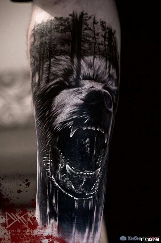 Лапа не кошачья а волчья. Это хибинская звериная тематика тату, в том числе и волчья: