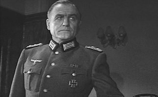 Есть и Крюков Николай Николаевич ("Последний дюйм", "Туманность Андромеды", "Приключения Шерлока Холмса и доктора Ватсона" и др.) Они очень похожи, я их даже иногда путал.